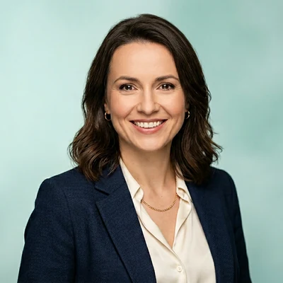 Marta Zielińska, konsultantka komunikacji z ubezpieczycielami, portret zespołu 400x400 px